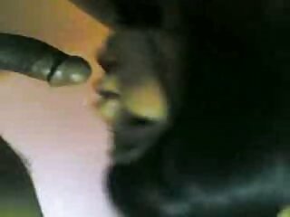 Un mec au tempérament chaud perce la chatte noire de la nana en ébène filmpournou Nina Simone
